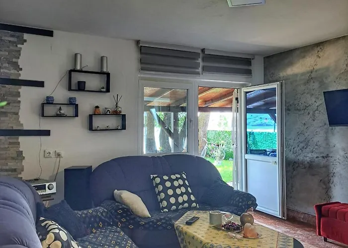 Marina Дом отдыха Kovin