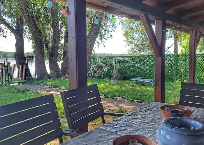 Marina Дом отдыха Kovin